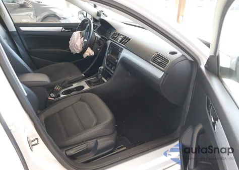 2013 Volkswagen Passat 2.5L Se from USA, damaged, VIN 1VWBP7A31DC044323